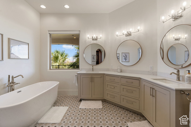 Photo 31 for MLS #2107623 at 1343 W Cambridge Ave #204