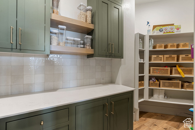 Photo 17 for MLS #2107623 at 1343 W Cambridge Ave #204