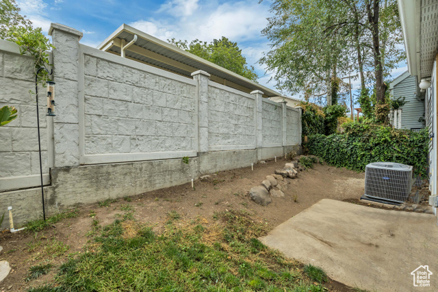 Photo 23 for MLS #2107632 at 3109 S Applewood Dr