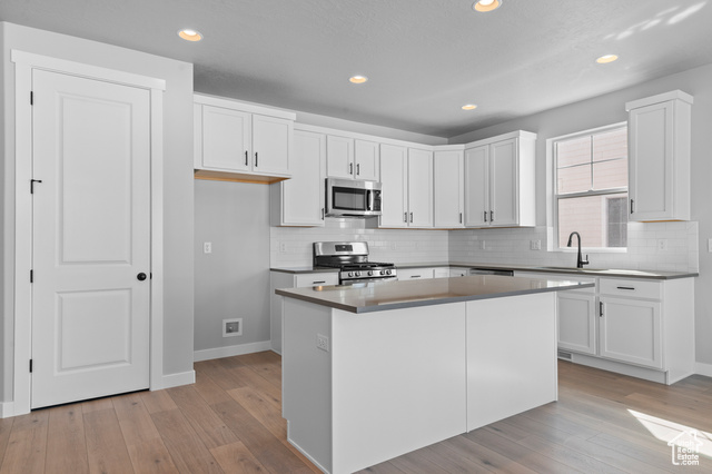 Photo 13 for MLS #2107635 at 3784 W 2500 North