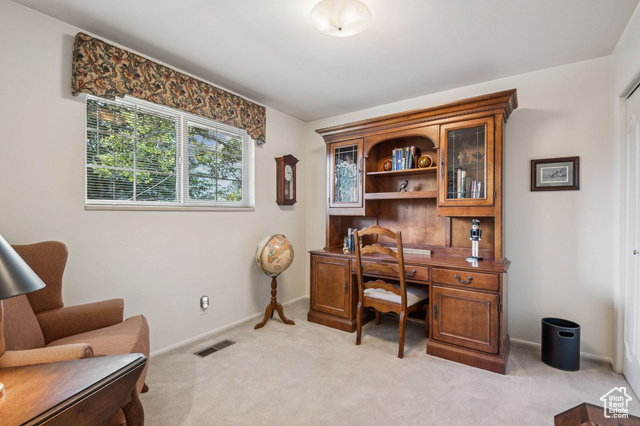 Photo 26 for MLS #2107639 at 1970 E Logan Ave