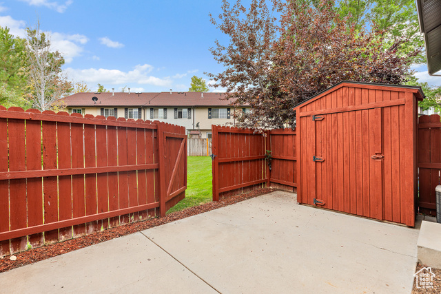 Photo 28 for MLS #2107642 at 856 E Zurich Ln