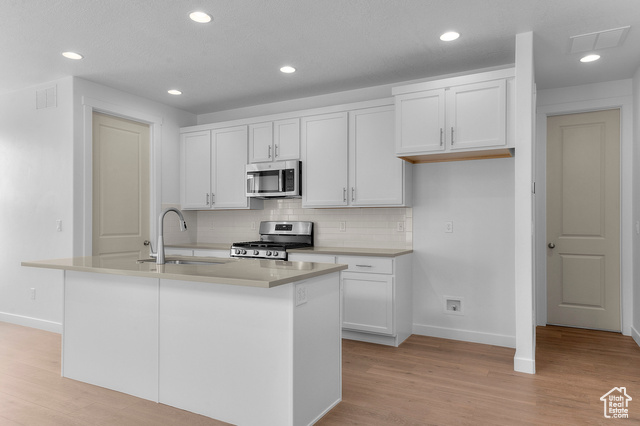 Photo 10 for MLS #2107647 at 3987 W Red Clover Dr
