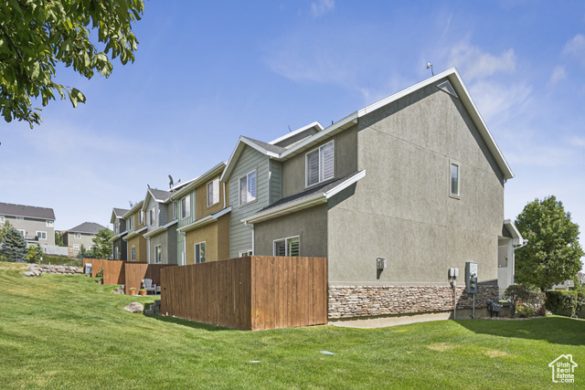 Photo 31 for MLS #2107649 at 4293 N Cresthaven Ln