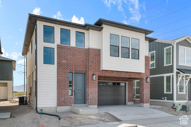 Photo 2 for MLS #2107661 at 3979 W Red Clover Dr