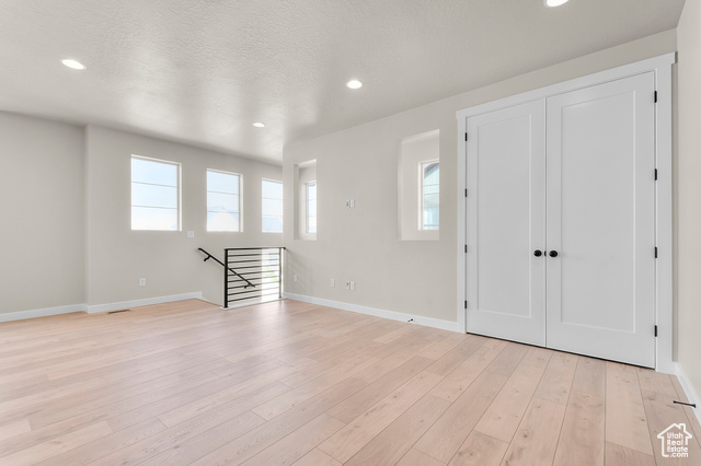 Photo 14 for MLS #2107661 at 3979 W Red Clover Dr
