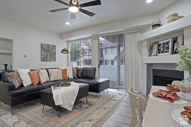 Photo 7 for MLS #2107664 at 1334 W Portside Way