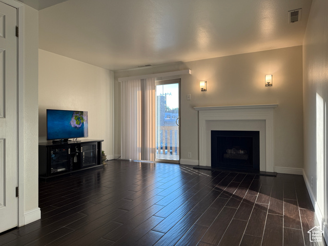 Photo 3 for MLS #2107675 at 2220 E Murray Holladay Rd #405