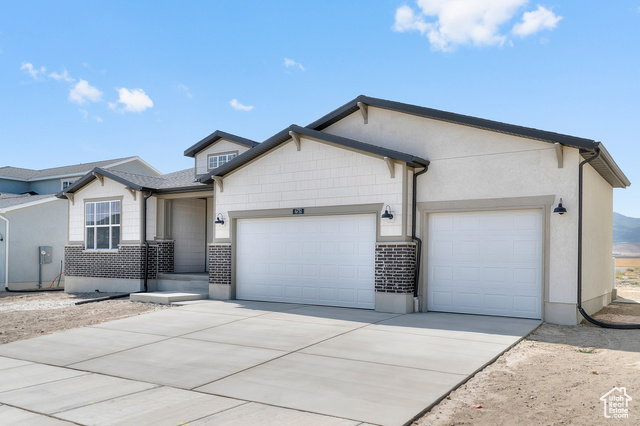Photo 3 for MLS #2107676 at 6731 N Desert Crk