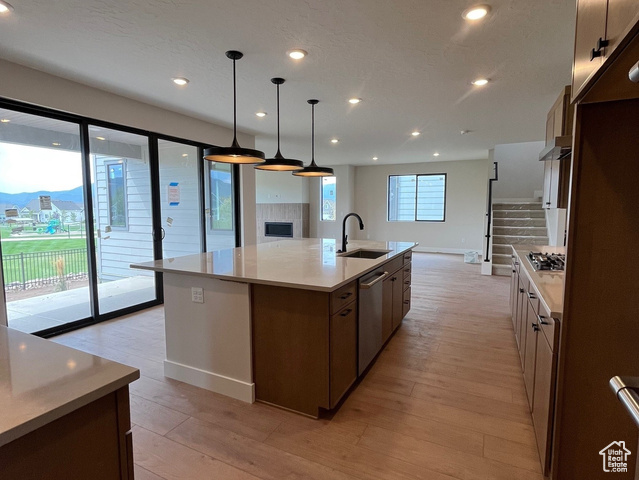 Photo 4 for MLS #2107679 at 2752 E Hayloft Ln #210