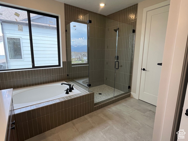 Photo 9 for MLS #2107679 at 2752 E Hayloft Ln #210