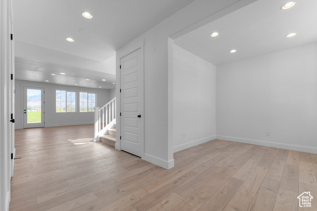 Photo 6 for MLS #2107688 at 1944 S 2425 West