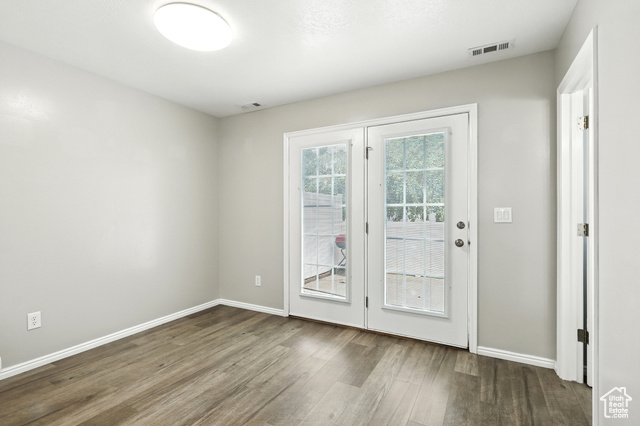 Photo 6 for MLS #2107725 at 48 Kensington Pl