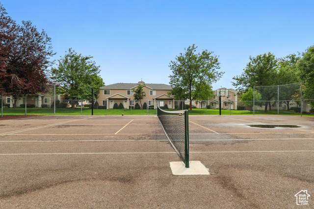 Photo 30 for MLS #2107725 at 48 Kensington Pl
