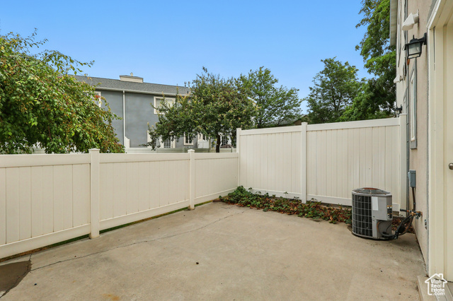 Photo 20 for MLS #2107725 at 48 Kensington Pl
