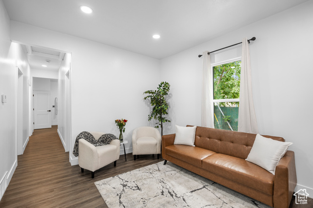 Photo 5 for MLS #2107727 at 663 S 900 West