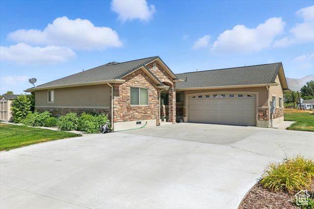 Photo 2 for MLS #2107743 at 4846 W 5680 North