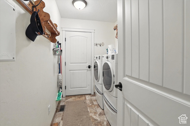Photo 32 for MLS #2107743 at 4846 W 5680 North