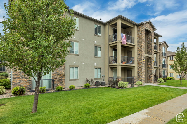 Photo 21 for MLS #2107753 at 281 W 650 North #C