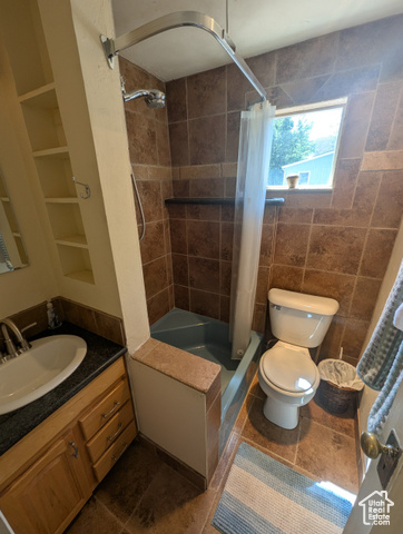 Photo 12 for MLS #2107761 at 199 S 400 East
