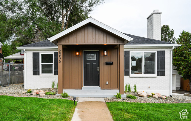 MLS #2107768 - 2236 E Vimont Ave