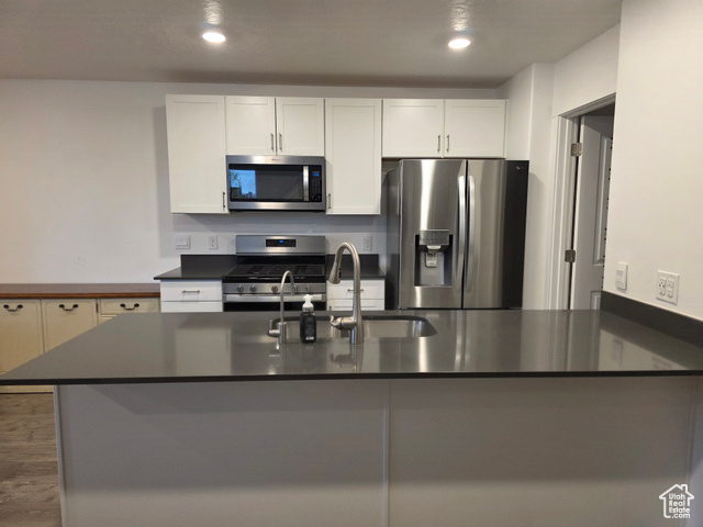 Photo 13 for MLS #2107791 at 1375 S Oakdale Dr