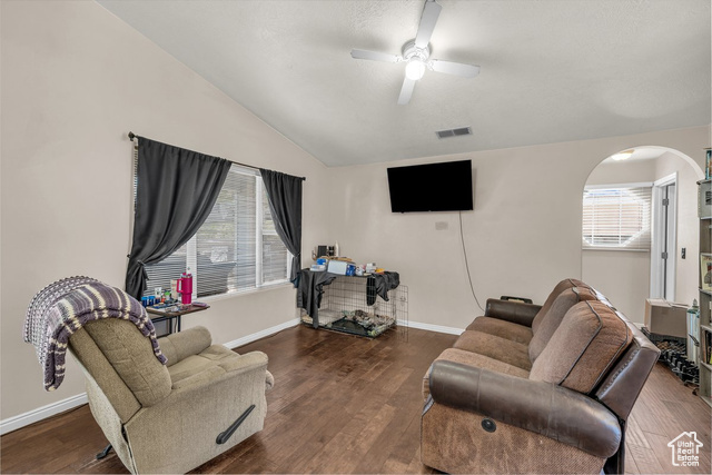Photo 3 for MLS #2107805 at 2072 W 30 South
