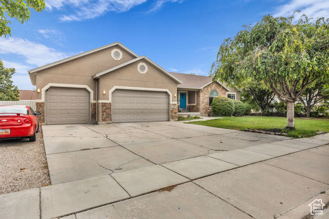 Photo 3 for MLS #2107828 at 2453 W Goldenpointe Way