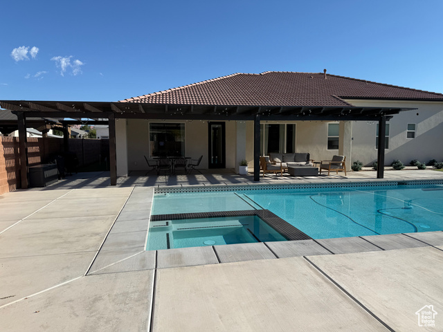Photo 12 for MLS #2107837 at 2393 W Zinfandel Dr