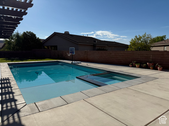 Photo 14 for MLS #2107837 at 2393 W Zinfandel Dr