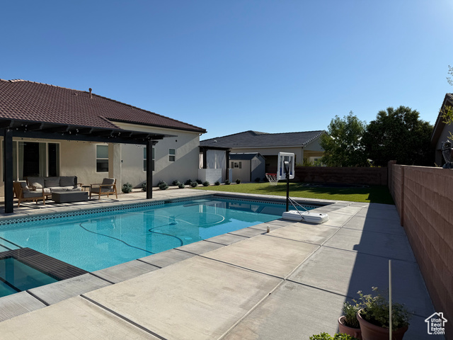 Photo 13 for MLS #2107837 at 2393 W Zinfandel Dr