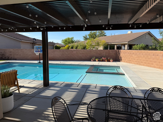 Photo 9 for MLS #2107837 at 2393 W Zinfandel Dr