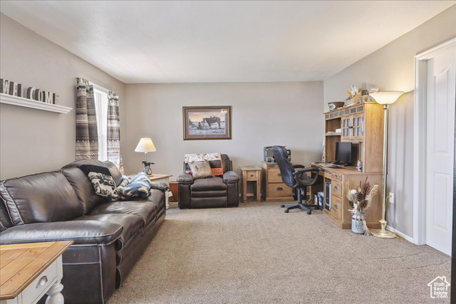 Photo 13 for MLS #2107839 at 66 Apsen Grove Dr