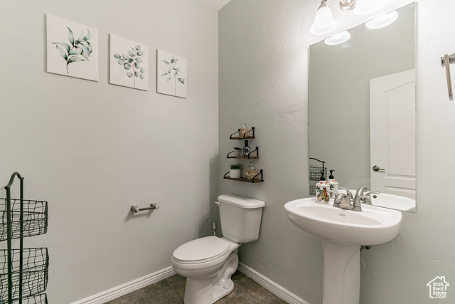 Photo 9 for MLS #2107846 at 1597 W 80 South