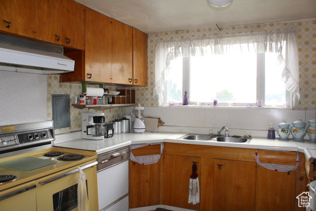 Photo 5 for MLS #2107847 at 22 E Main St