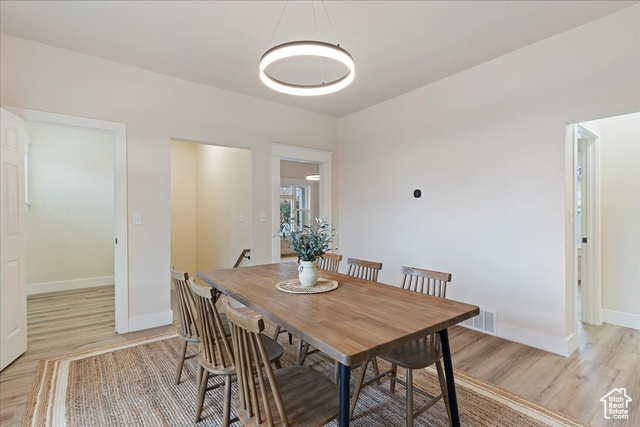 Photo 11 for MLS #2107851 at 275 W 34th St