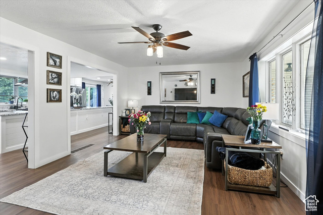 Photo 6 for MLS #2107852 at 2603 E Summerwood Dr