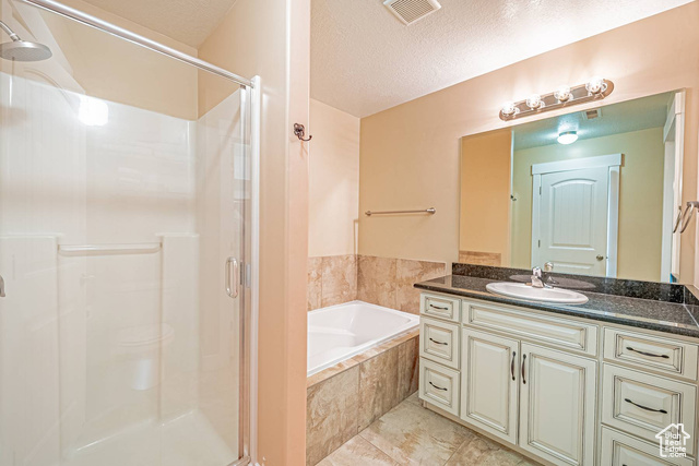 Photo 17 for MLS #2107863 at 1687 E Downwater St