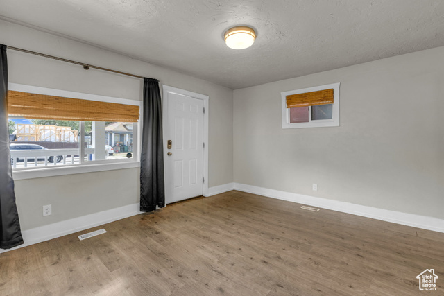 Photo 5 for MLS #2107874 at 266 E Patterson St