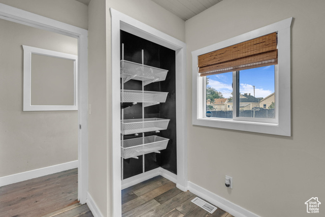 Photo 12 for MLS #2107874 at 266 E Patterson St