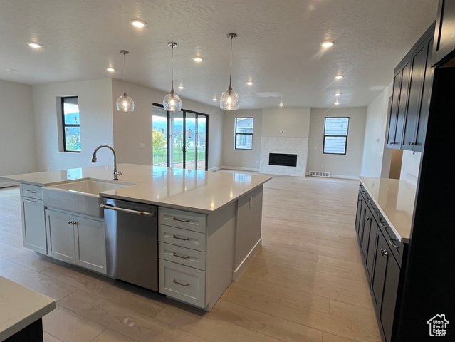Photo 4 for MLS #2107887 at 2762 E Hayloft Ln #209