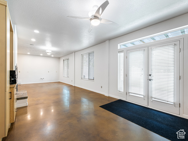 Photo 39 for MLS #2107889 at 605 W Aspen Rd