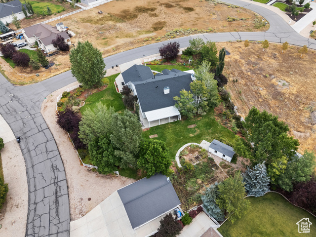Photo 76 for MLS #2107889 at 605 W Aspen Rd