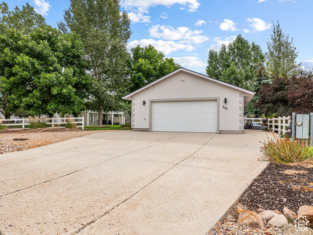 Photo 68 for MLS #2107889 at 605 W Aspen Rd