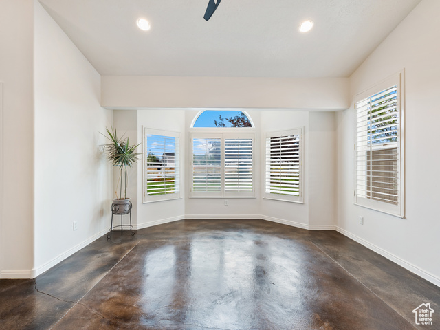 Photo 11 for MLS #2107889 at 605 W Aspen Rd