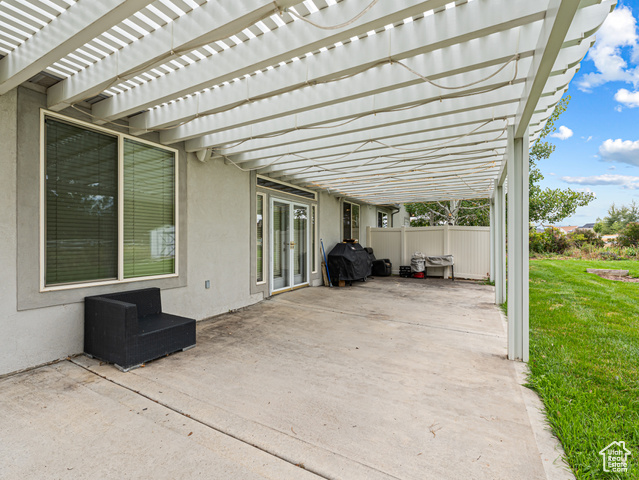 Photo 59 for MLS #2107889 at 605 W Aspen Rd