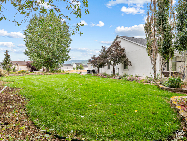 Photo 63 for MLS #2107889 at 605 W Aspen Rd