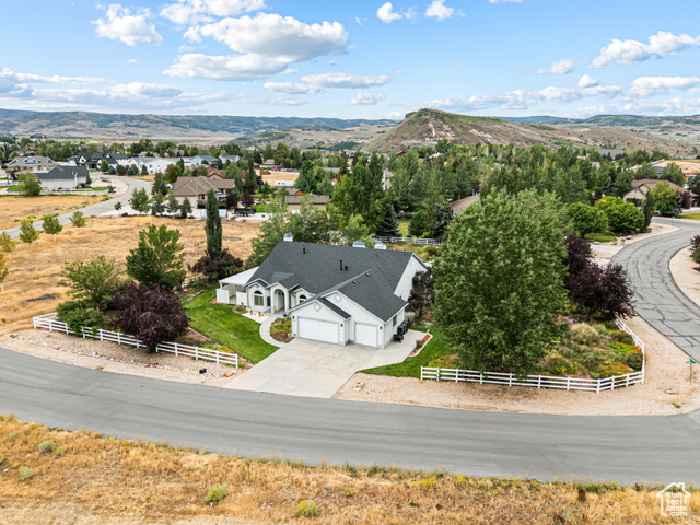 Photo 71 for MLS #2107889 at 605 W Aspen Rd