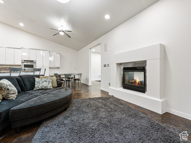 Photo 23 for MLS #2107889 at 605 W Aspen Rd