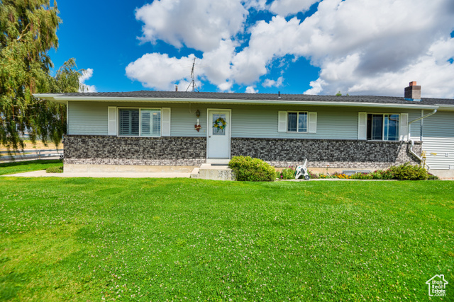 Photo 3 for MLS #2107890 at 140 W 100 South